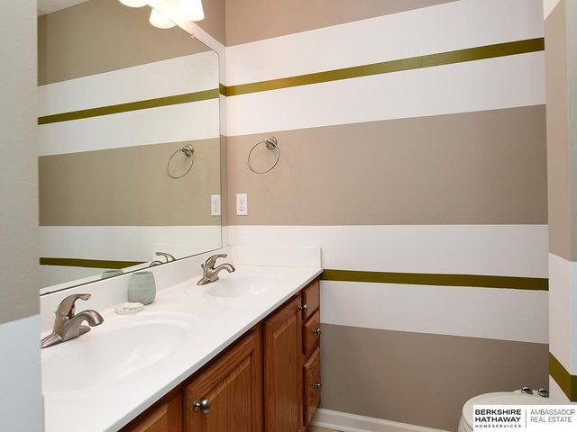 14467 Knudsen Street, Bennington, NE 68007