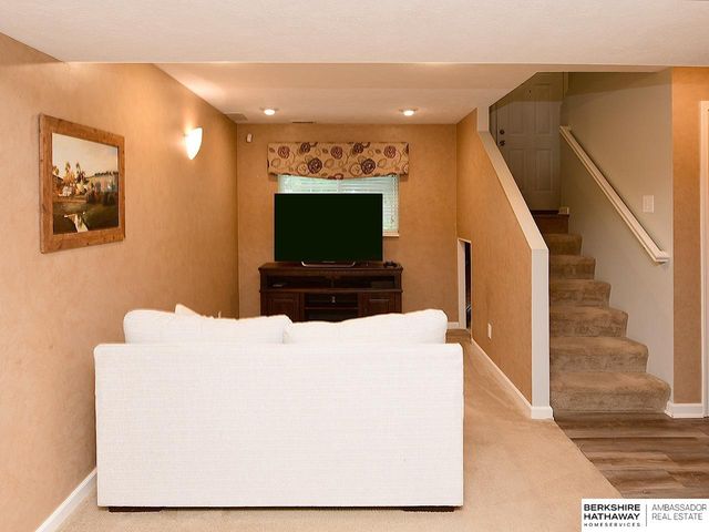 14467 Knudsen Street, Bennington, NE 68007