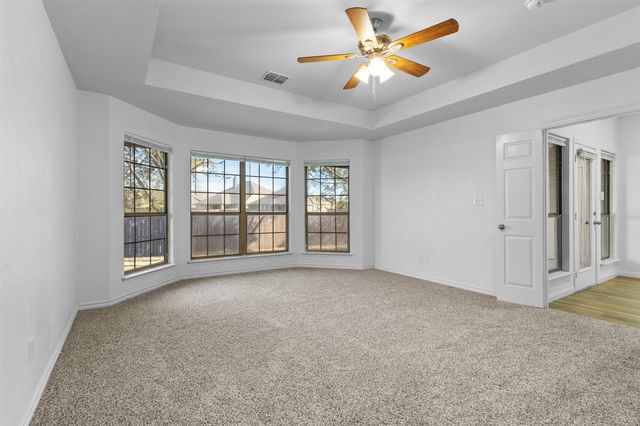 6136 Lochmoor Drive, Fort Worth, TX 76179