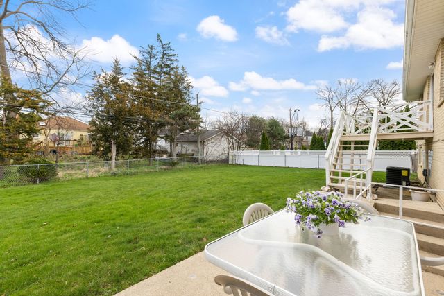 515 N Walnut Street, Itasca, IL 60143