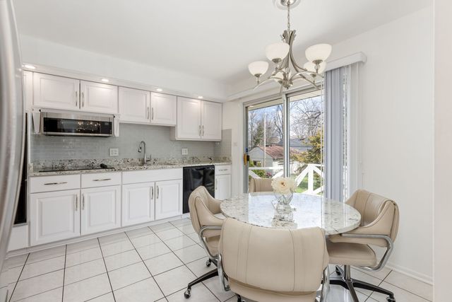 515 N Walnut Street, Itasca, IL 60143