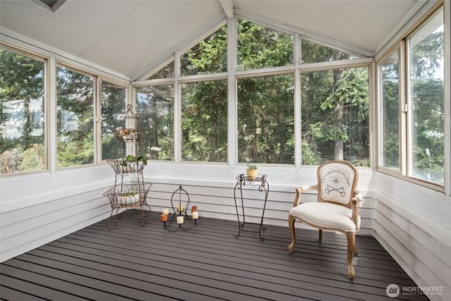 1646 Wind Dancer Place, Coupeville, WA 98239