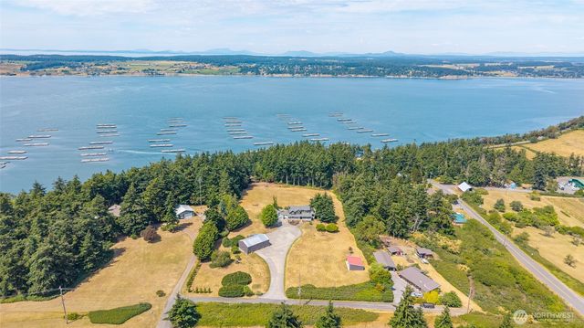 1646 Wind Dancer Place, Coupeville, WA 98239