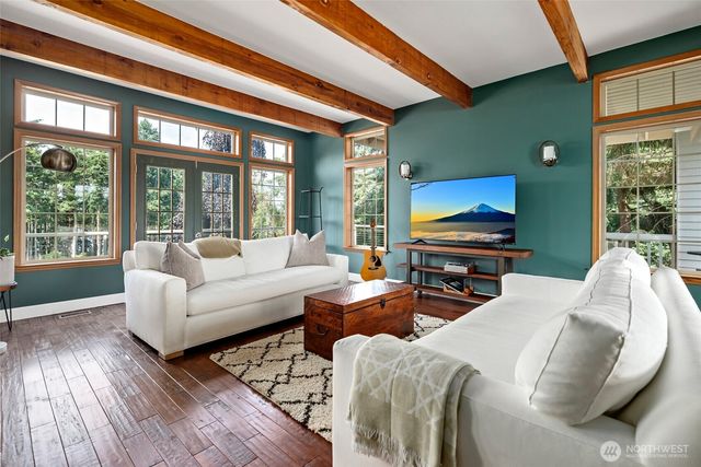 1646 Wind Dancer Place, Coupeville, WA 98239