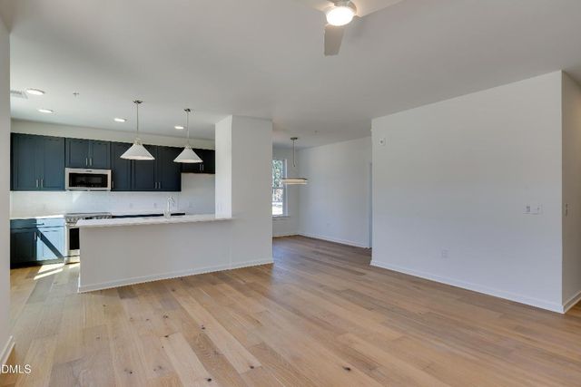 400 Blackwell Drive 101, Chapel Hill, NC 27514