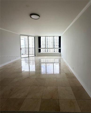520 Brickell Key Dr A1005, Miami, FL 33131