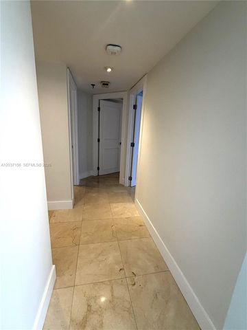 520 Brickell Key Dr A1005, Miami, FL 33131