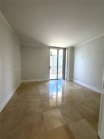 520 Brickell Key Dr A1005, Miami, FL 33131