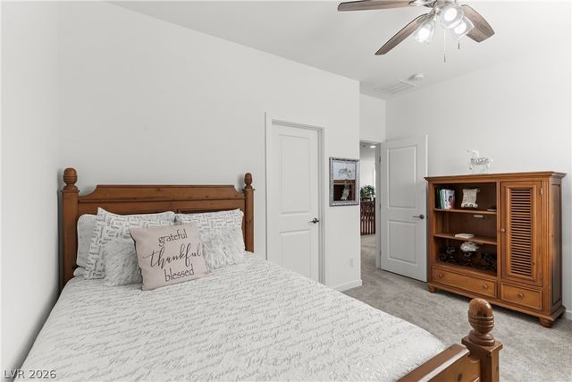 1422 Crimson Sunbird Avenue, North Las Vegas, NV 89084