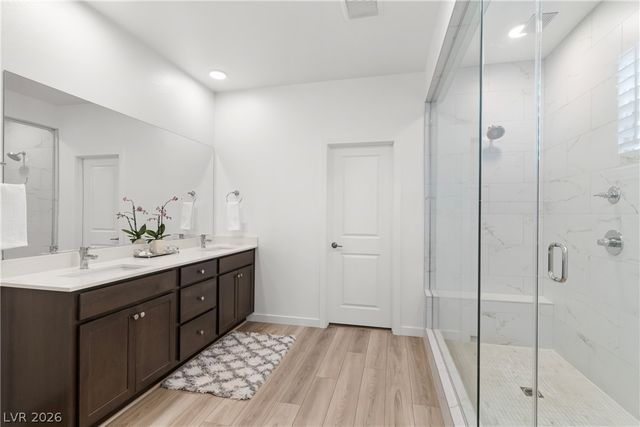 1422 Crimson Sunbird Avenue, North Las Vegas, NV 89084