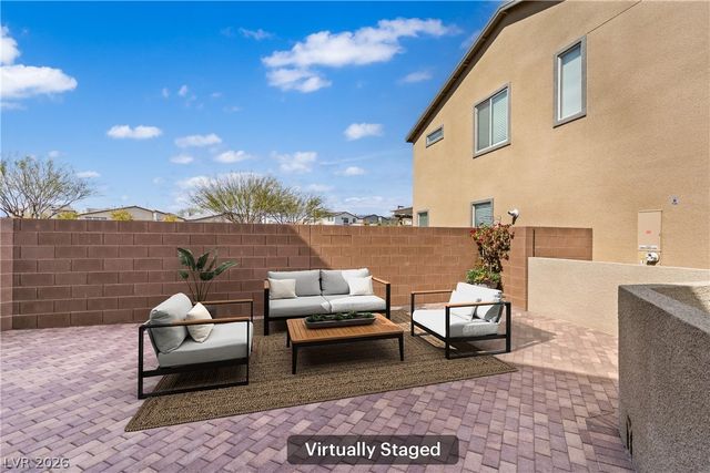 1422 Crimson Sunbird Avenue, North Las Vegas, NV 89084