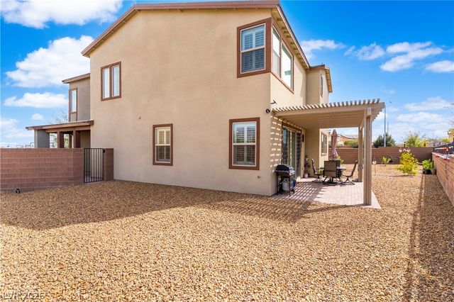 1422 Crimson Sunbird Avenue, North Las Vegas, NV 89084