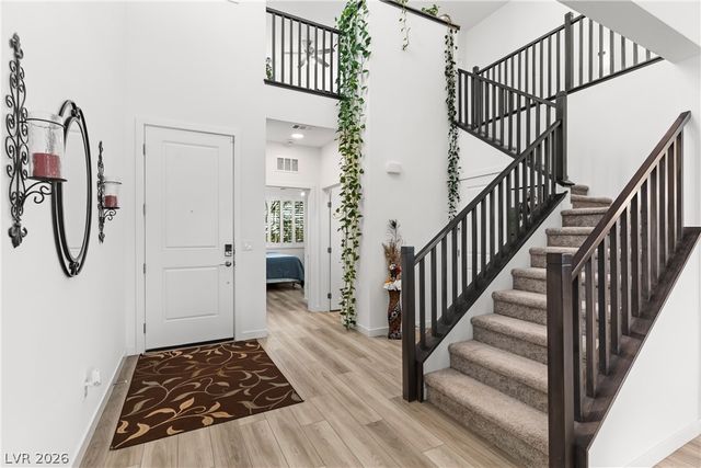 1422 Crimson Sunbird Avenue, North Las Vegas, NV 89084