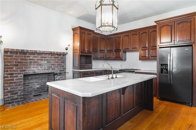 4 South Heights, Parkersburg, WV 26101