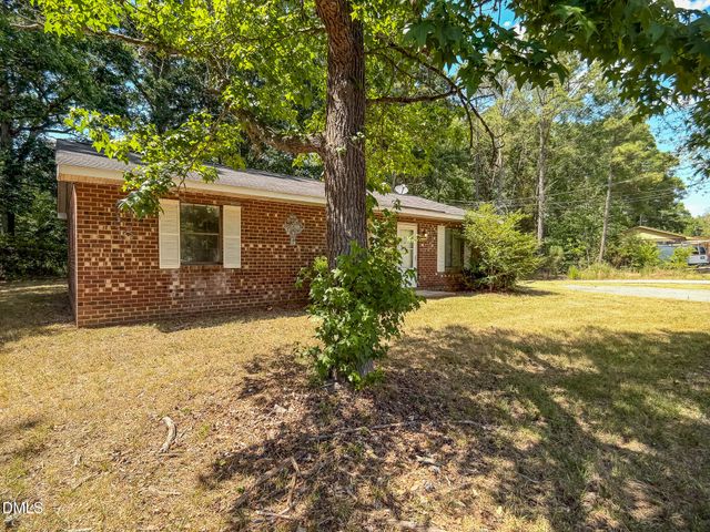 521 Locust Road, Hillsborough, NC 27278