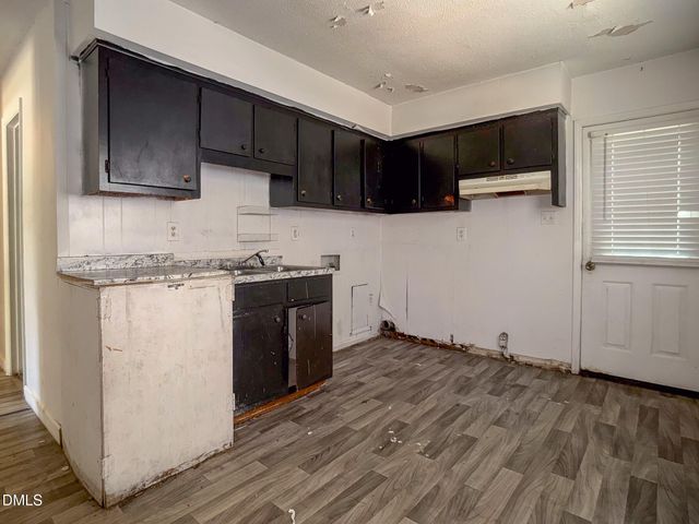 521 Locust Road, Hillsborough, NC 27278