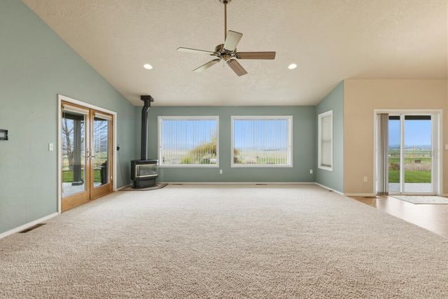 12445 Highway 140 E, Klamath Falls, OR 97603