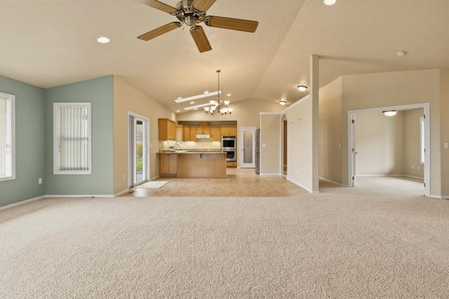 12445 Highway 140 E, Klamath Falls, OR 97603