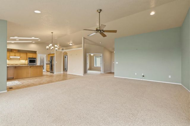 12445 Highway 140 E, Klamath Falls, OR 97603