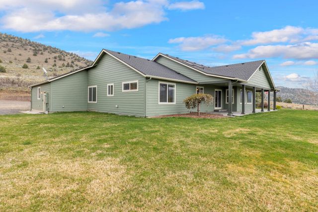 12445 Highway 140 E, Klamath Falls, OR 97603