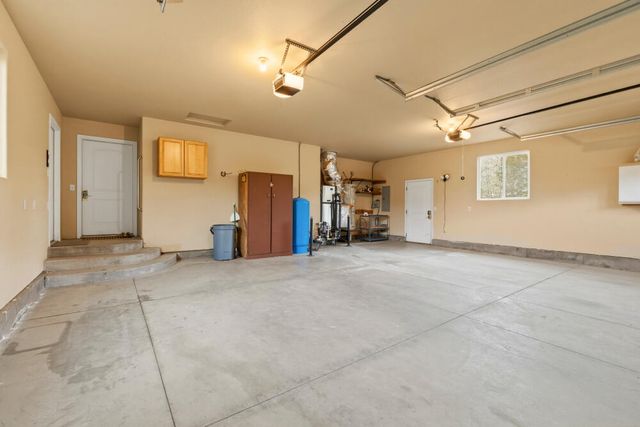 12445 Highway 140 E, Klamath Falls, OR 97603