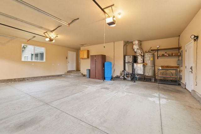 12445 Highway 140 E, Klamath Falls, OR 97603