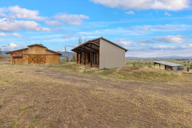 12445 Highway 140 E, Klamath Falls, OR 97603