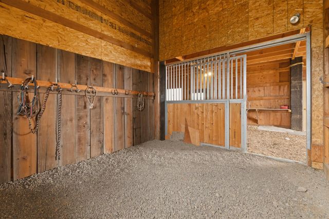 12445 Highway 140 E, Klamath Falls, OR 97603