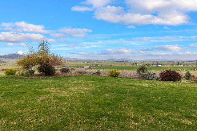 12445 Highway 140 E, Klamath Falls, OR 97603