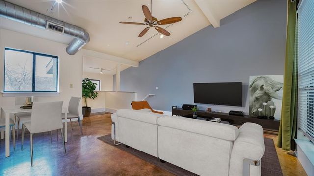 911 Keith LN 12, Austin, TX 78705