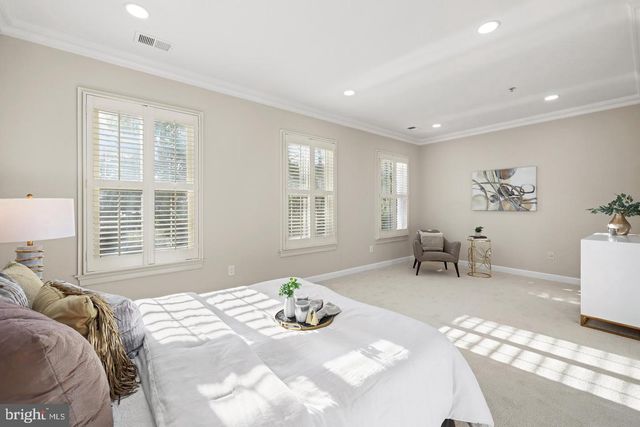 522 ROYAL ST N, Alexandria, VA 22314