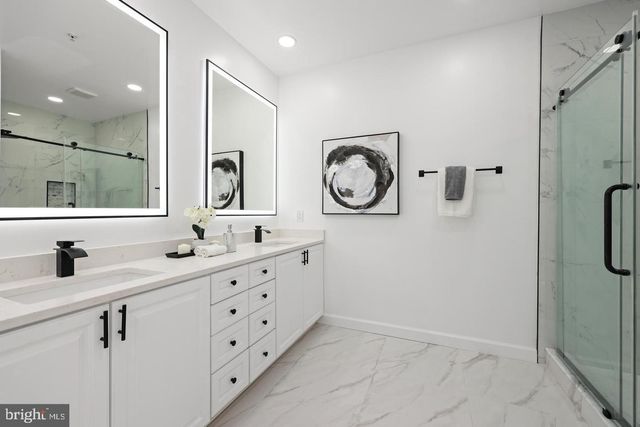 522 ROYAL ST N, Alexandria, VA 22314