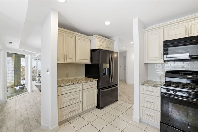 34 Ladds Way 34, Scituate, MA 02066