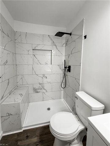 12 Astor DR, Newport News, VA 23608