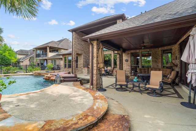 19414 Water Bridge Drive, Cypress, TX 77433