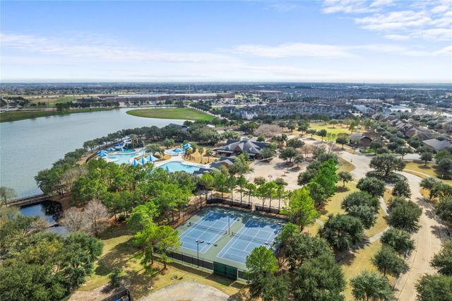 19414 Water Bridge Drive, Cypress, TX 77433
