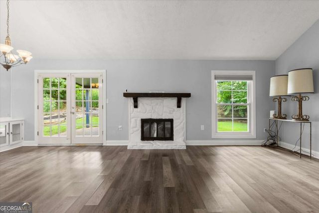 140 Woodhaven Way, Alpharetta, GA 30009