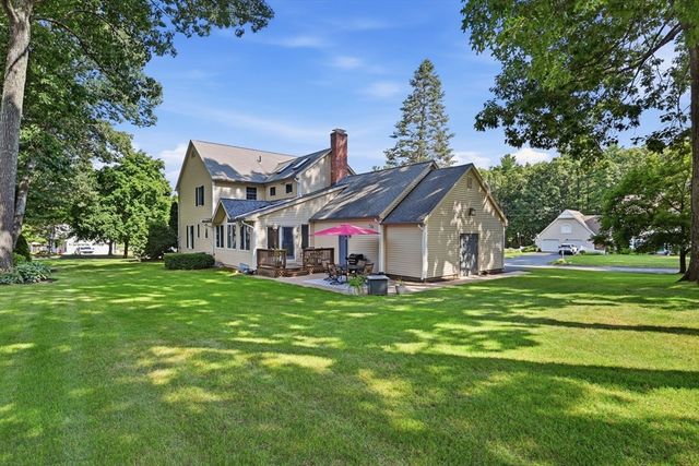 71 Wildflower Circle, Westfield, MA 01085