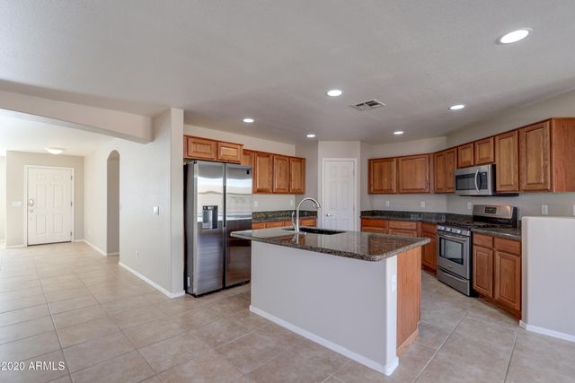 45654 W KELLER Drive, Maricopa, AZ 85139