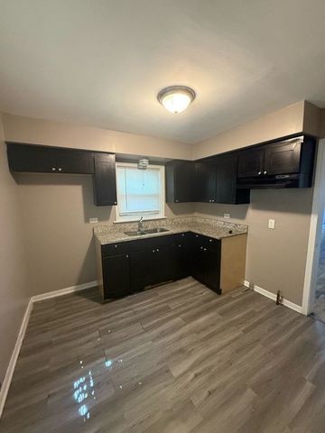 9552 S Greenwood Avenue, Chicago, IL 60628