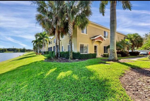 3707 45TH TERRACE W 101, Bradenton, FL 34210
