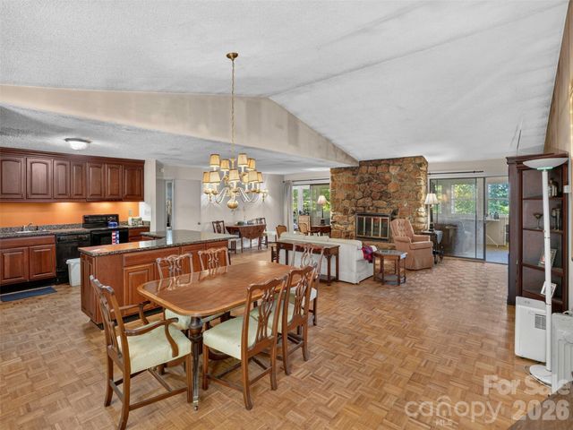 484 Briar Patch Lane, Saluda, NC 28773