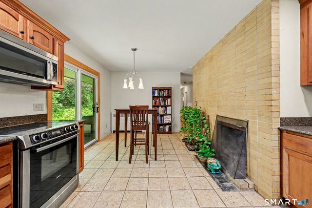 5 Green Hill Road, Norwalk, CT 06850