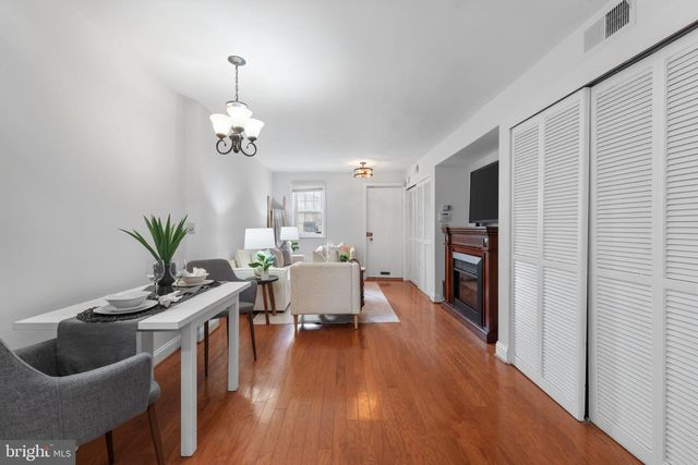 1034 OLIVE ST, Baltimore, MD 21230