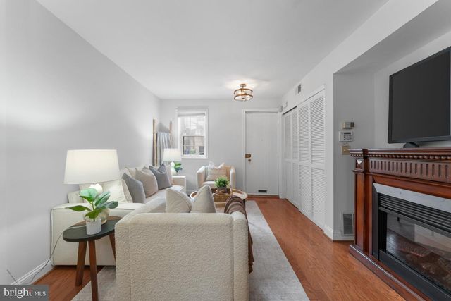 1034 OLIVE ST, Baltimore, MD 21230