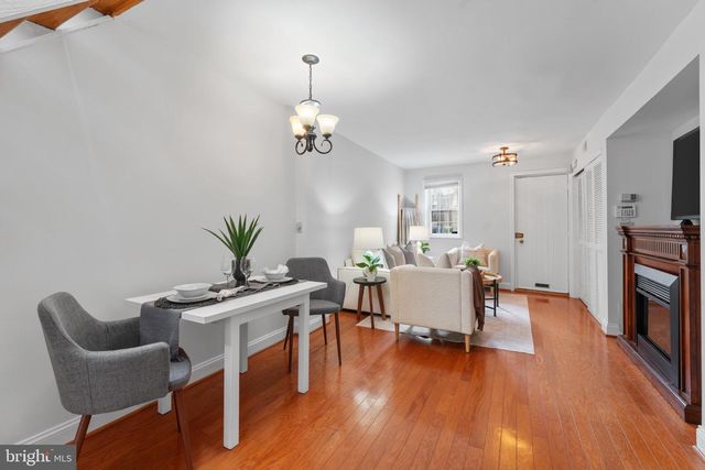 1034 OLIVE ST, Baltimore, MD 21230