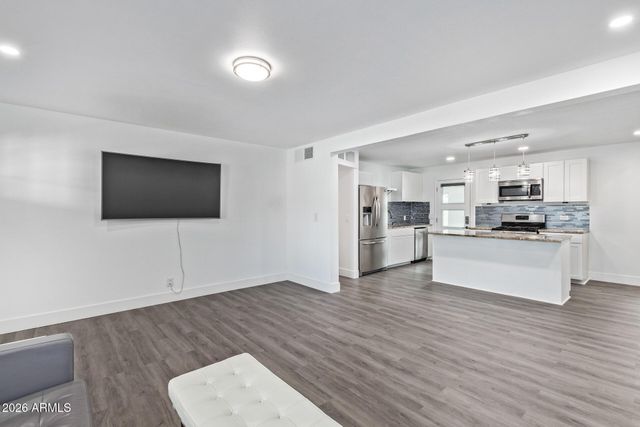 7243 E MCKINLEY Street, Scottsdale, AZ 85257