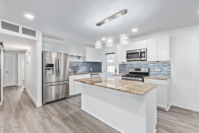 7243 E MCKINLEY Street, Scottsdale, AZ 85257