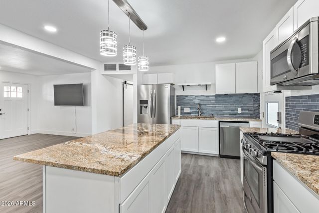 7243 E MCKINLEY Street, Scottsdale, AZ 85257