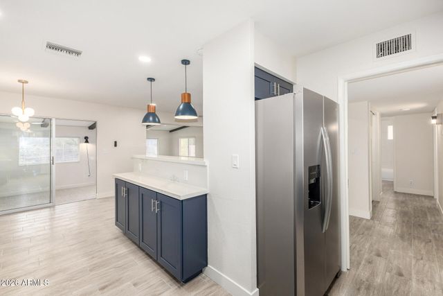 6740 E ADOBE Street, Mesa, AZ 85205